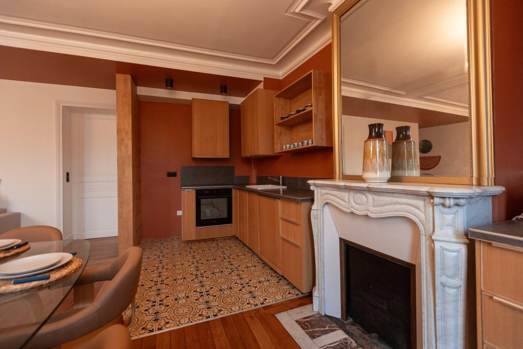 Chic Et Spacieux 6 Personnes- Cite De La Science Apartment